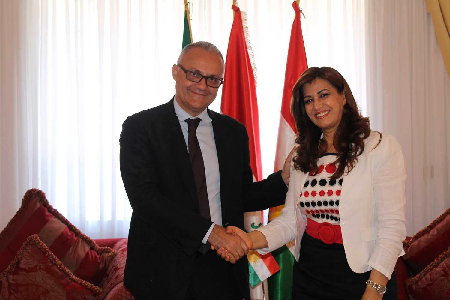 Visit of the leader of the People of Freedom group in the European Parliament , Hon. Mario Mauro