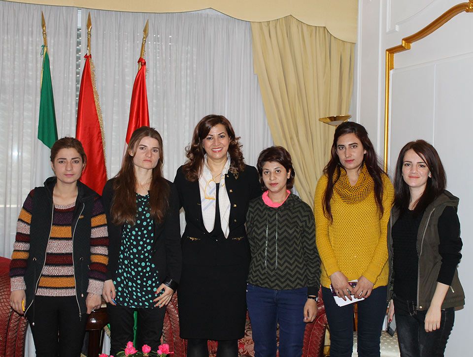 Visit of yazide girls at the KRG Italy