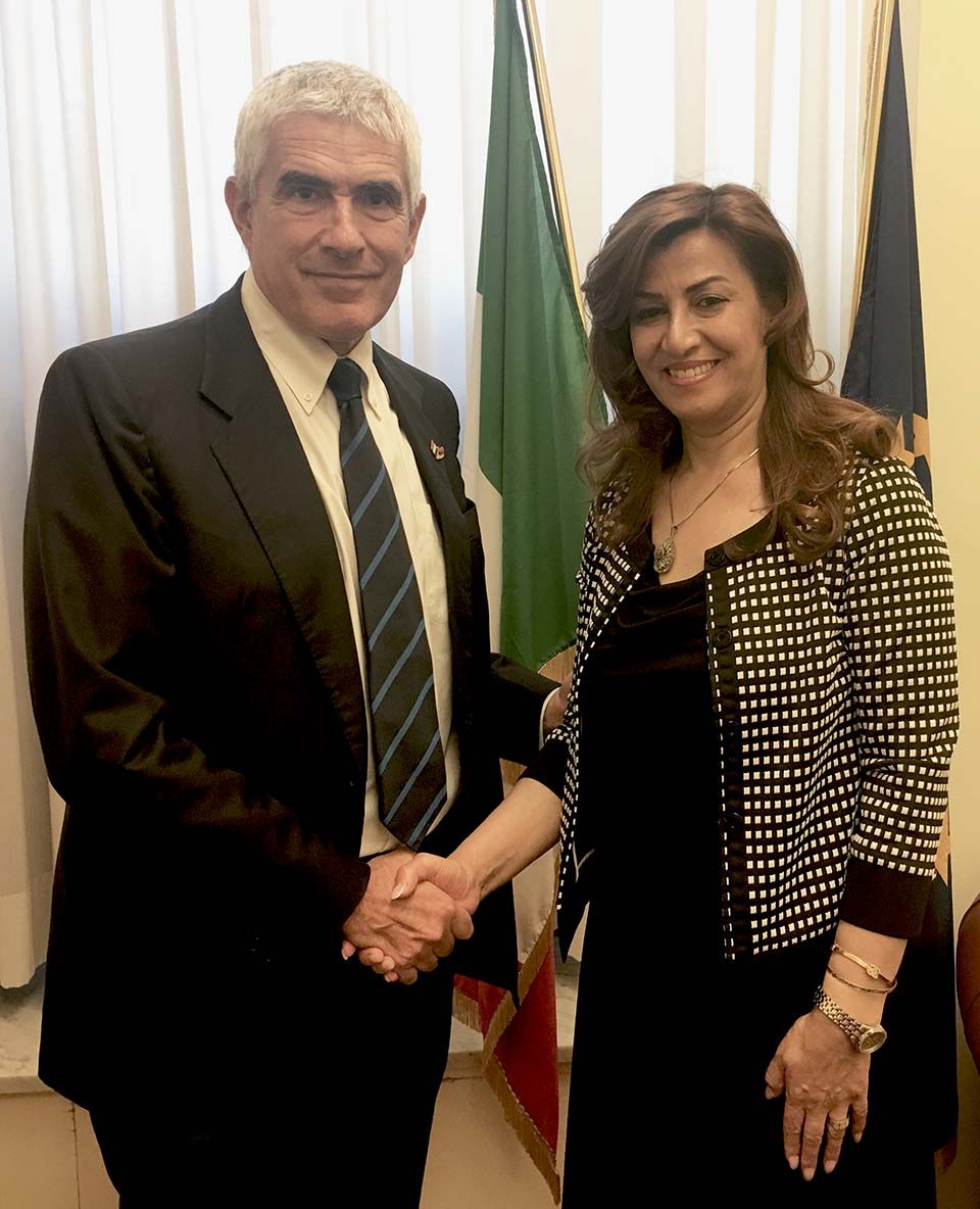 Mrs. Kader meets the Chairman of the Senate Foreign Affairs Committee,
          PierFerdinando Casini